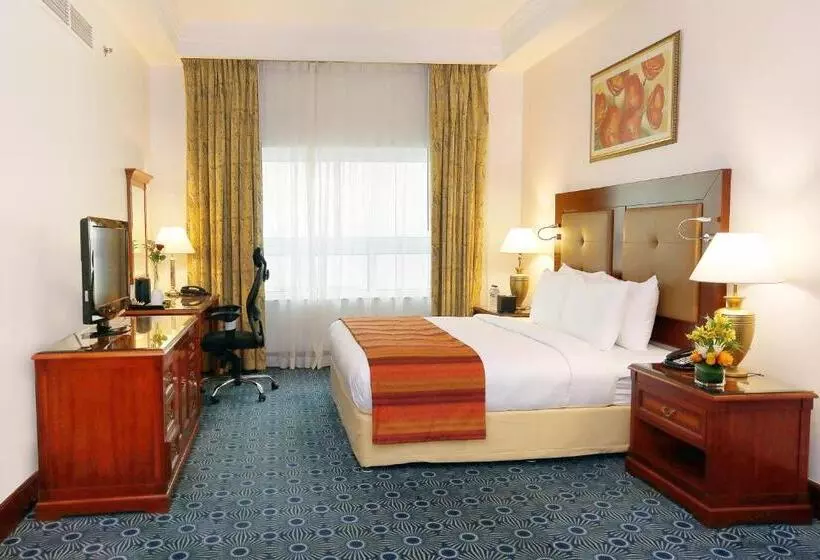 Fotos del hotel Holiday Inn Bur Dubai  Embassy District:  7