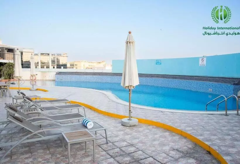Fotos del hotel Holiday Inn Bur Dubai  Embassy District:  8