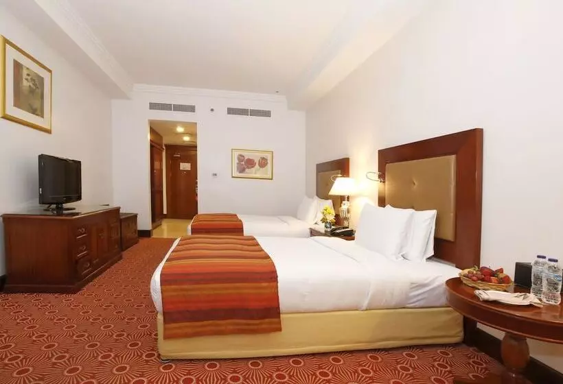 Fotos del hotel Holiday Inn Bur Dubai  Embassy District:  70