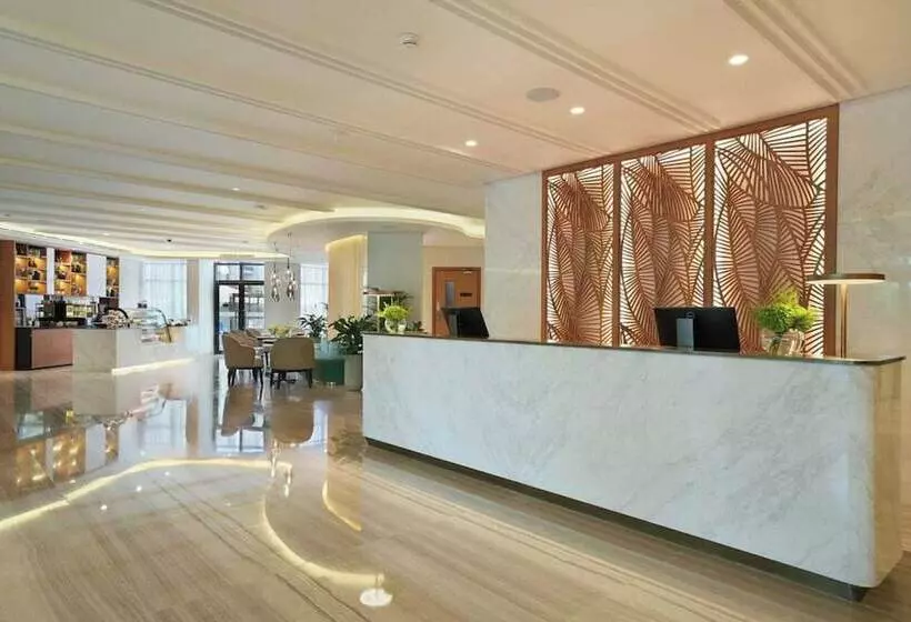 Fotos del hotel Holiday Inn Bur Dubai  Embassy District:  3