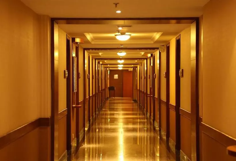 Fotos del hotel The Elite Grand, Chennai:  18