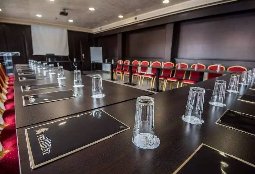 Fotos del hotel Prezident:  5