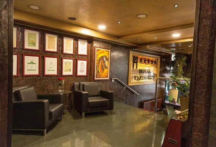 Fotos del hotel Prezident:  15