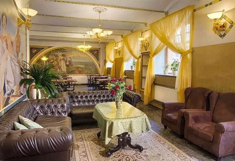 Fotos del hotel Taurus:  2