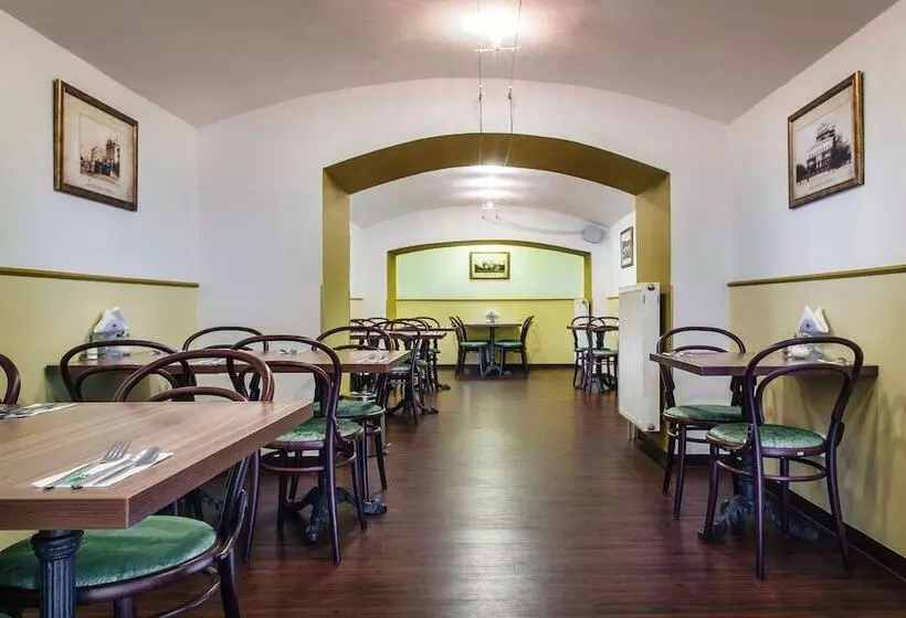 Fotos del hotel Taurus:  10