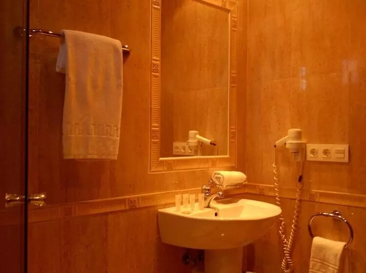Fotos del hotel Balneario Fuentes Del Trampal:  8