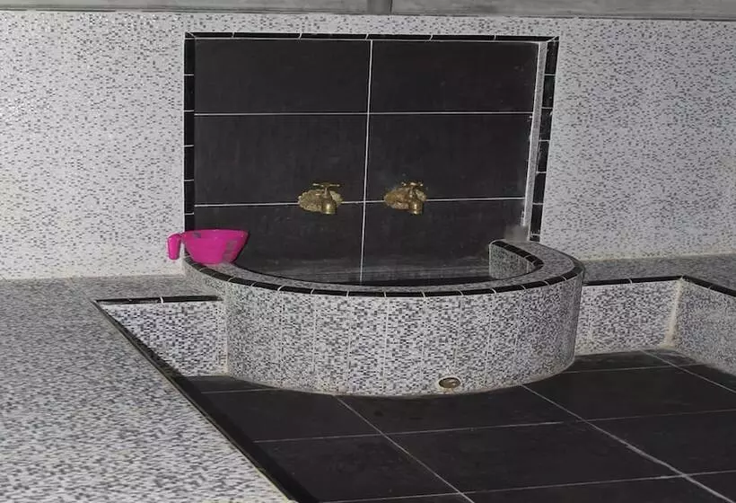 Fotos del hotel Villa Daba:  3