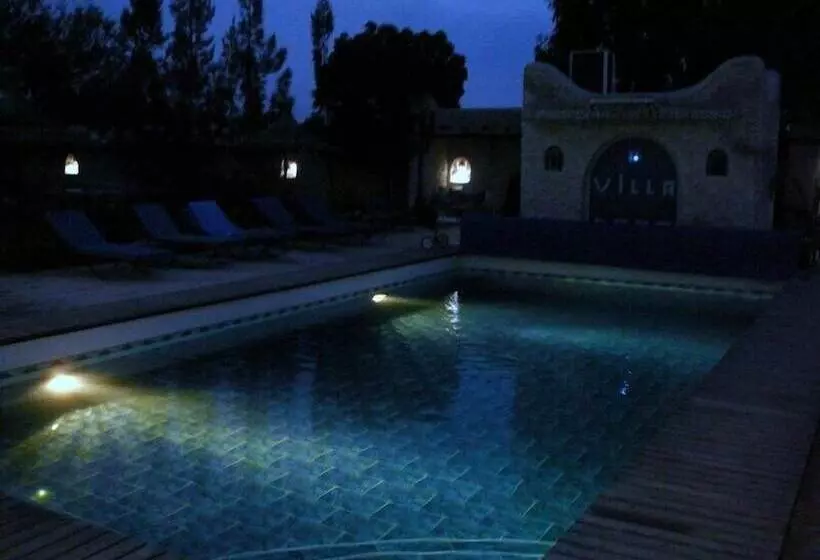 Fotos del hotel Villa Daba:  2