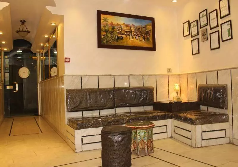 Fotos del hotel Arab Tower:  2