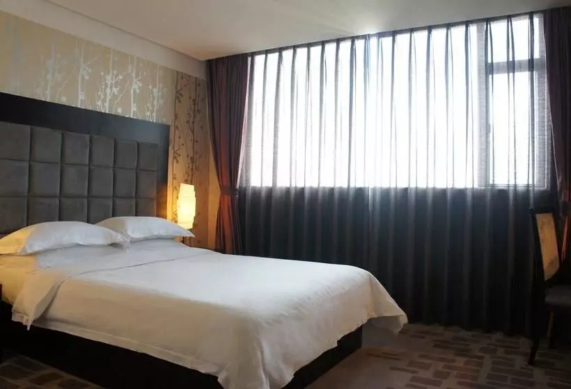 Fotos del hotel Henry Business:  11