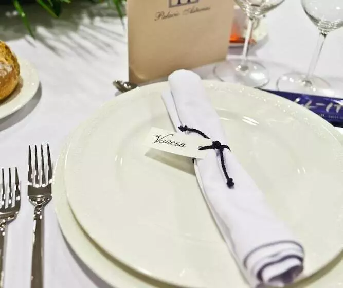 Fotos del hotel Palacio De Asturias:  8