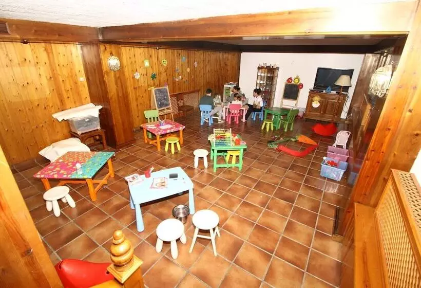 Fotos del hotel Yoy Villa De Sallent 3:  8