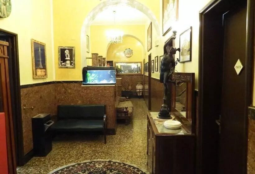 Fotos del hotel Hotel Touring:  9