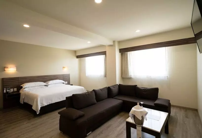 Fotos del hotel Crown Victoria:  14