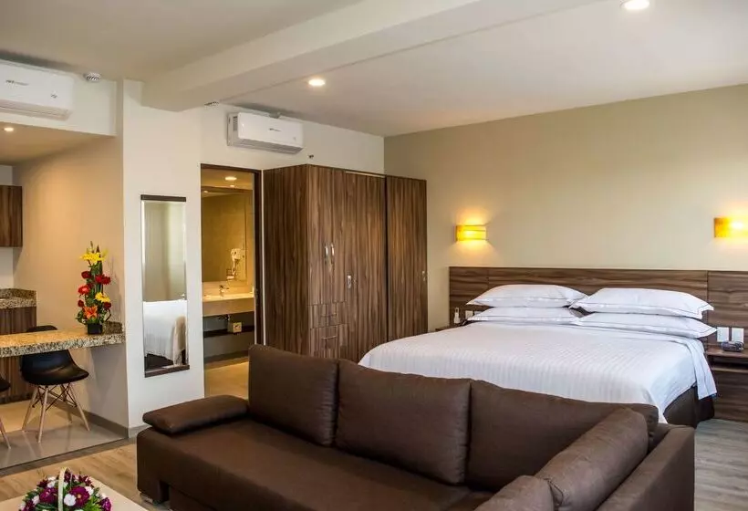 Fotos del hotel Crown Victoria:  19