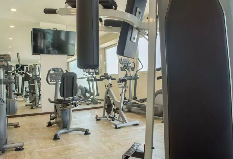 Fotos del hotel Crown Victoria:  12