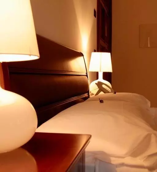 Fotos del hotel St. Peter' Six Rooms & Suites:  24