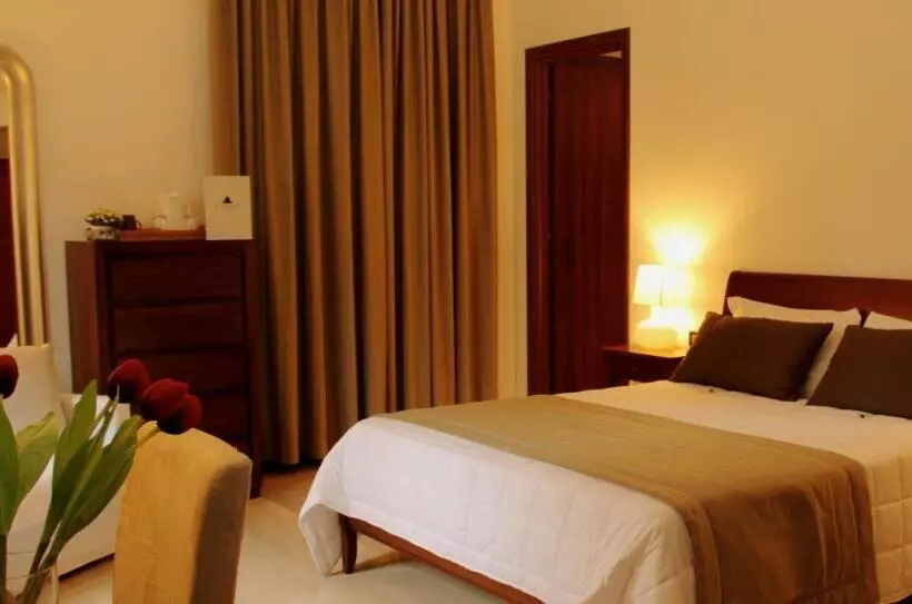 Fotos del hotel St. Peter' Six Rooms & Suites:  5