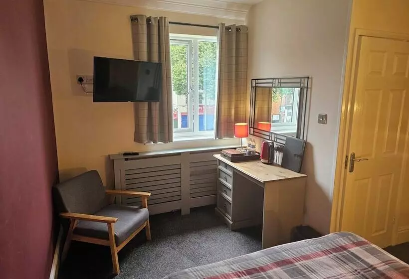 Fotos del hotel Tudor Lodge:  9