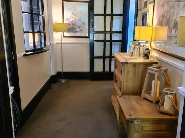 Fotos del hotel Tudor Lodge:  11