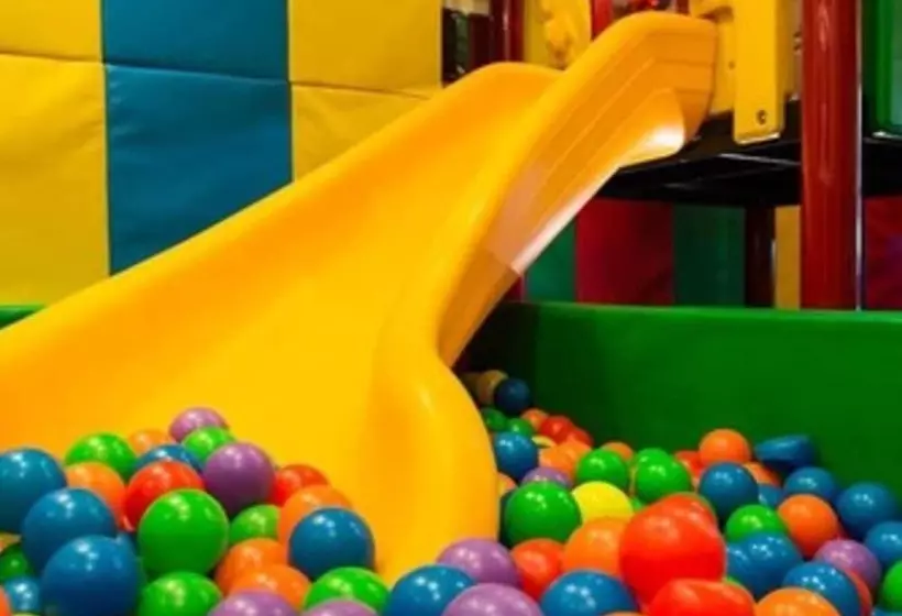 Fotos del hotel Ramada Plaza Optics Valley Hotel Wuhan:  6