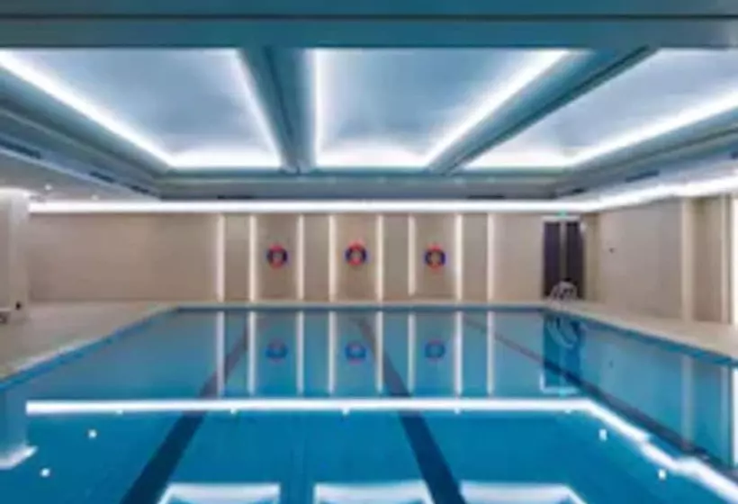 Fotos del hotel Ramada Plaza Optics Valley Hotel Wuhan:  2