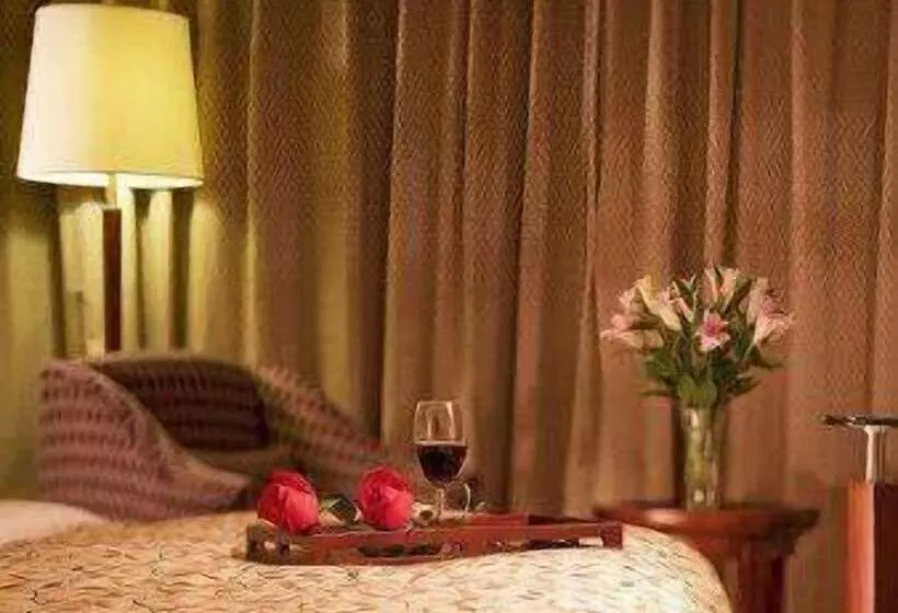 Fotos del hotel Ramada Plaza Optics Valley Hotel Wuhan:  24