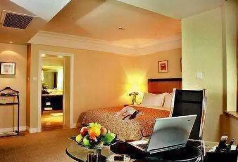 Fotos del hotel Ramada Plaza Optics Valley Hotel Wuhan:  18