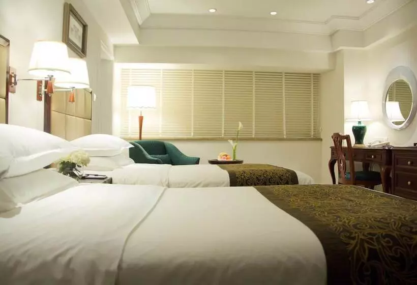 Fotos del hotel Ramada Plaza Optics Valley Hotel Wuhan:  21