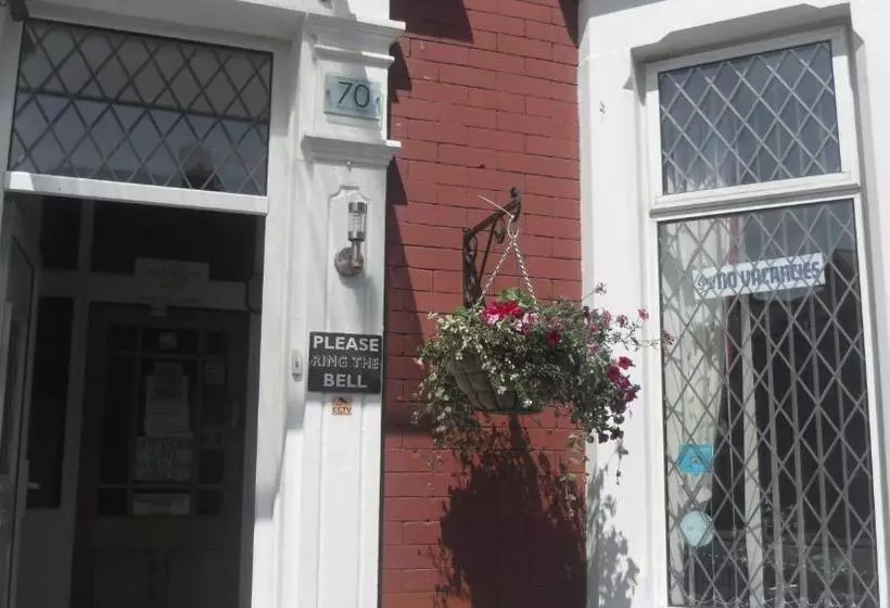 Fotos del hotel The Park Villa:  7