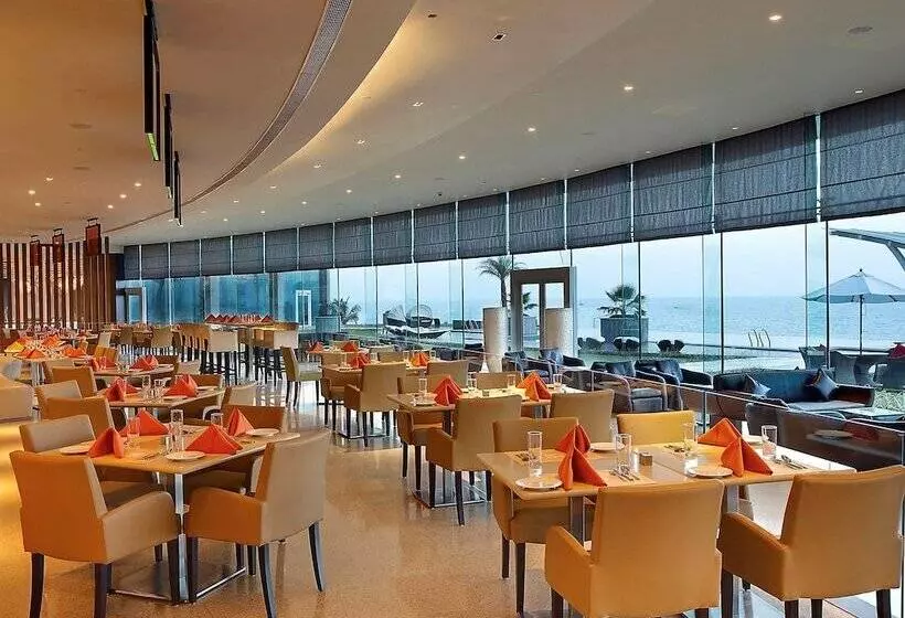 Fotos del hotel Novotel Visakhapatnam Varun Beach:  6