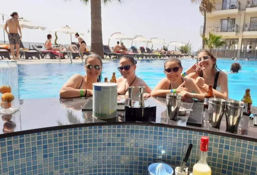 Fotos del hotel Neopol  Deluxe:  3