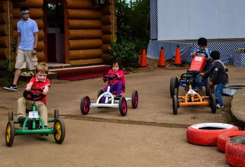 Fotos del hotel The Manor At Camp John Hay:  4