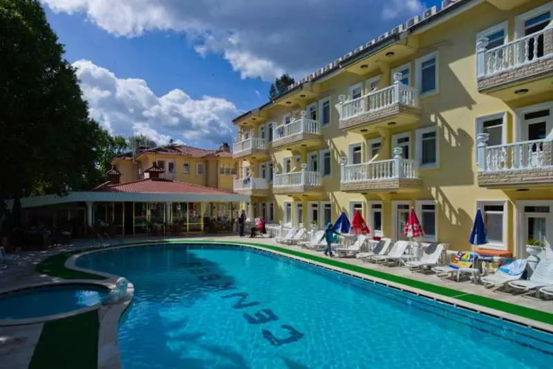 Fotos del hotel Cenk Bey:  17