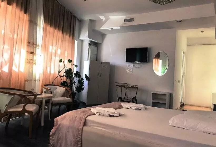 Fotos del hotel Funnytime:  14