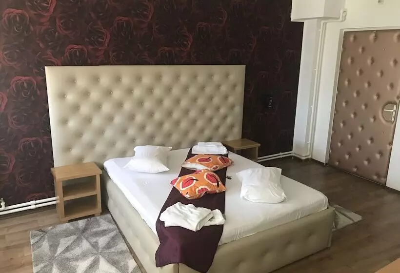 Fotos del hotel Funnytime:  13