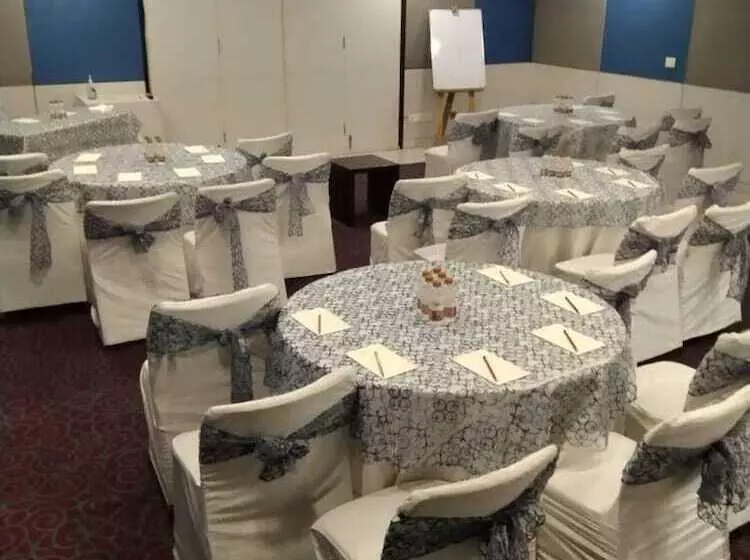 Fotos del hotel Bluestone  Nehru Place:  21