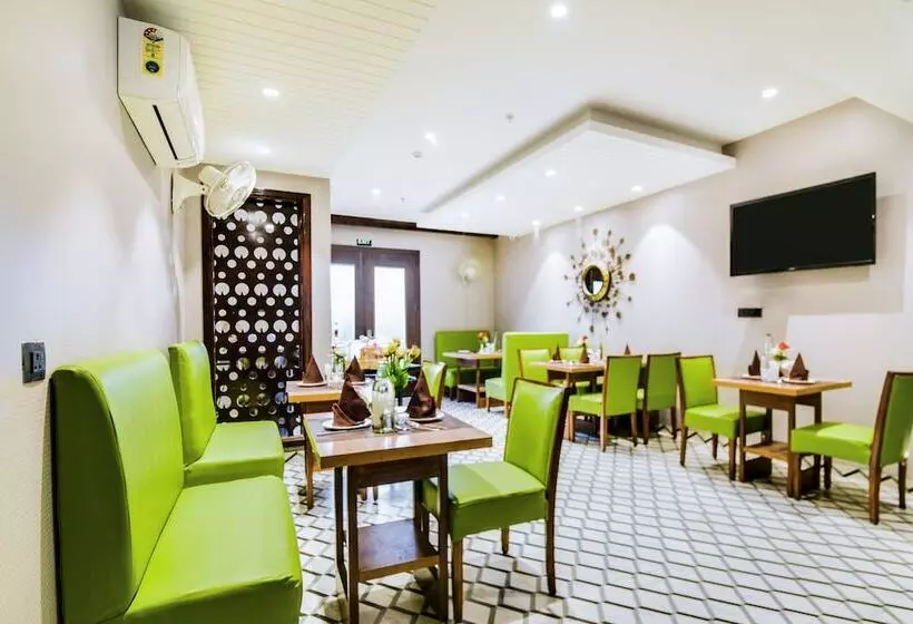 Fotos del hotel Bluestone  Nehru Place:  8