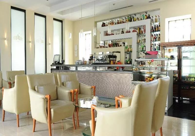 Fotos del hotel City:  6