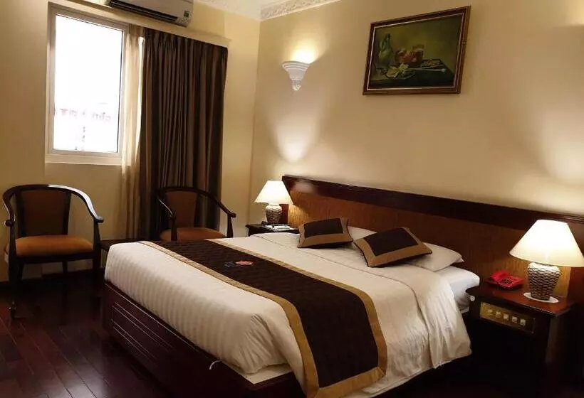 Fotos del hotel Huong Sen:  11