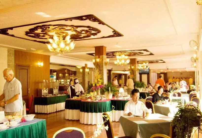 Fotos del hotel Huong Sen:  5