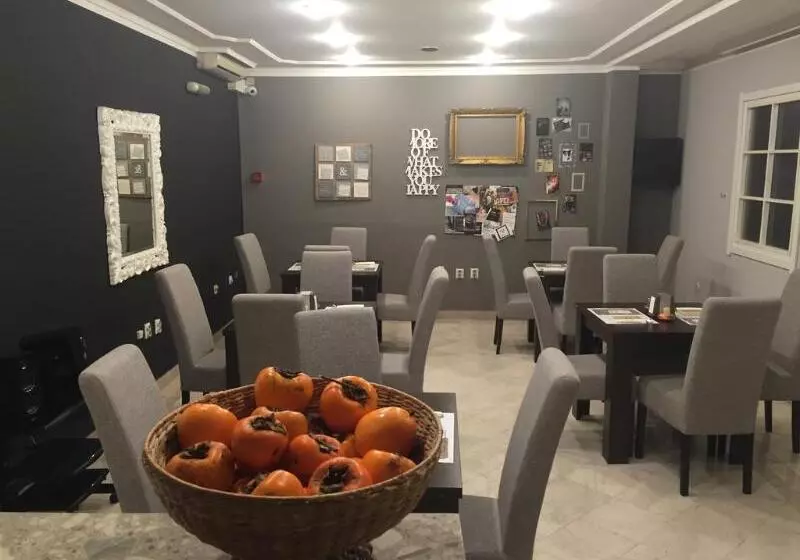 Fotos del hotel 201:  11