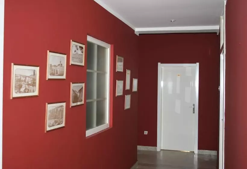 Fotos del hotel 201:  17