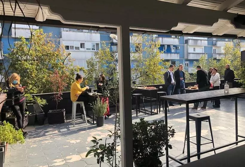 Fotos del hotel 201:  14