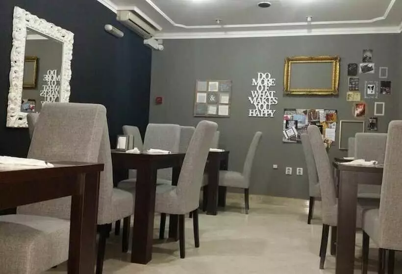 Fotos del hotel 201:  5