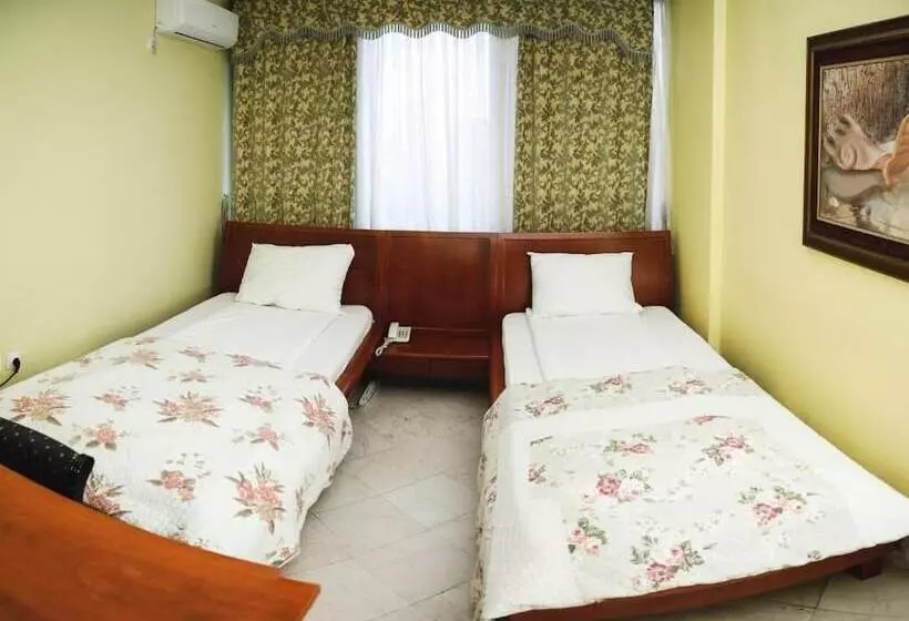 Fotos del hotel 201:  23