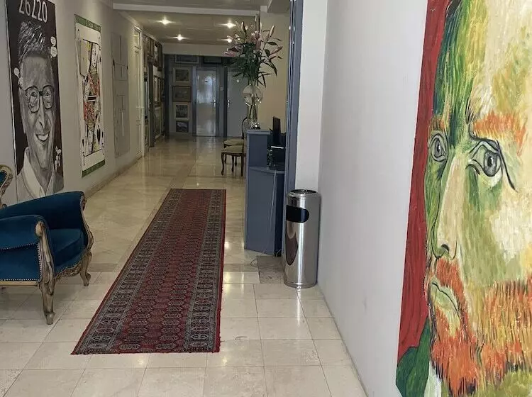 Fotos del hotel 201:  3