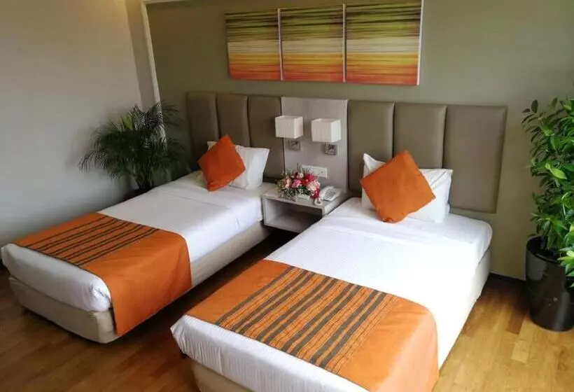 Fotos del hotel Kingwood Hotel Kuching:  19