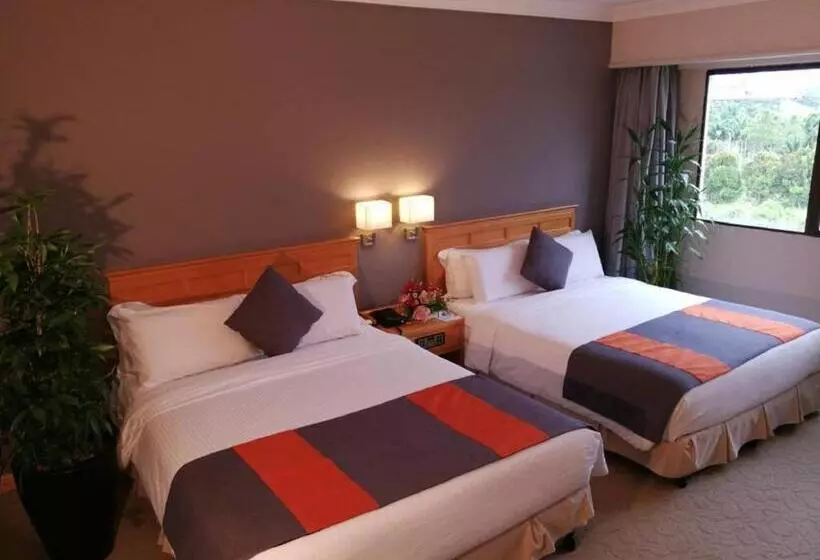 Fotos del hotel Kingwood Hotel Kuching:  2