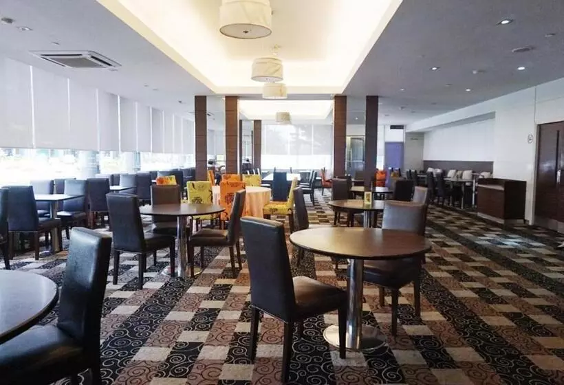 Fotos del hotel Kingwood Hotel Kuching:  6